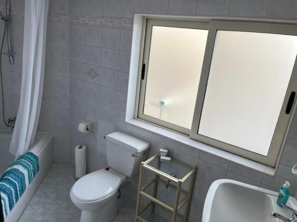 Groundfloor Apartment By The Sea, Fabulous Views St. Paul's Bay Exterior photo